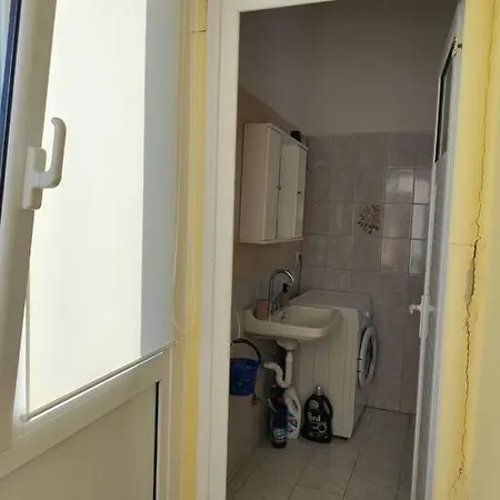 Odysseus Family House * Stefania