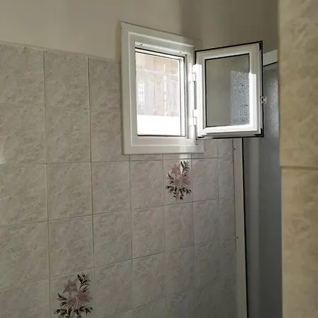 Daire Odysseus Family House