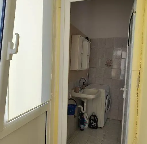 Odysseus Family House * Stefania